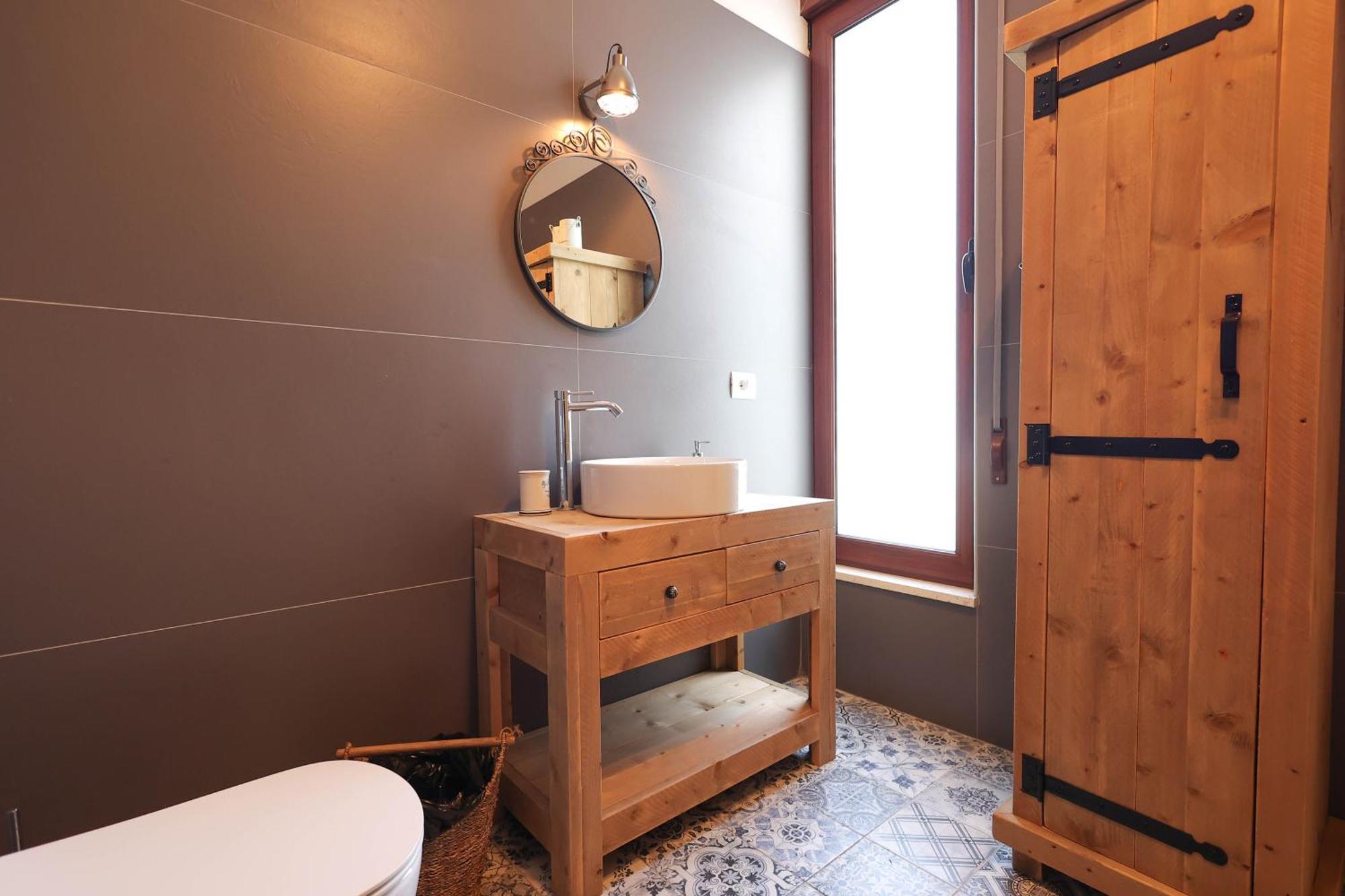 Grandstay Villa Perla Resort Durrës Buitenkant foto