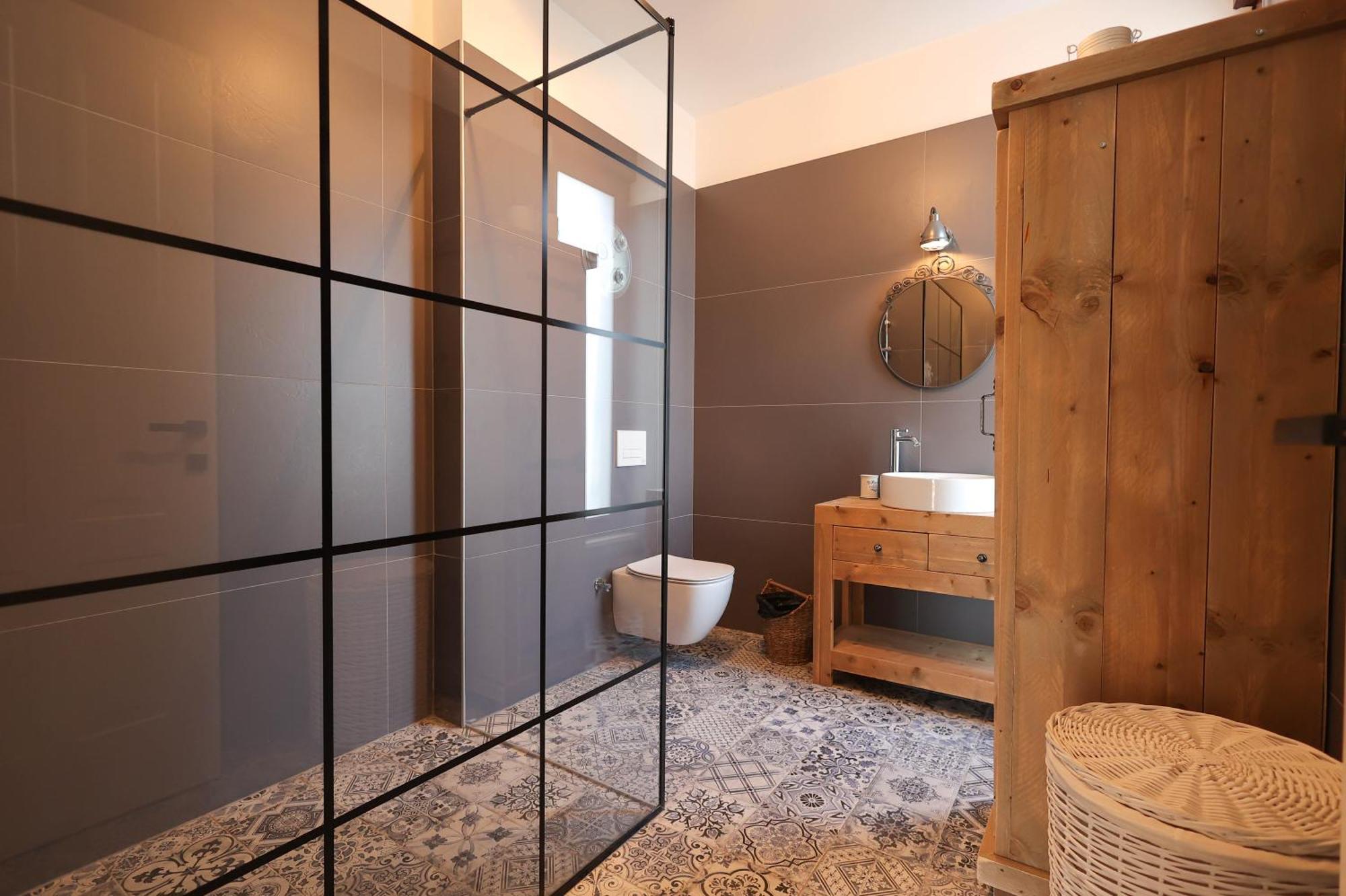 Grandstay Villa Perla Resort Durrës Buitenkant foto
